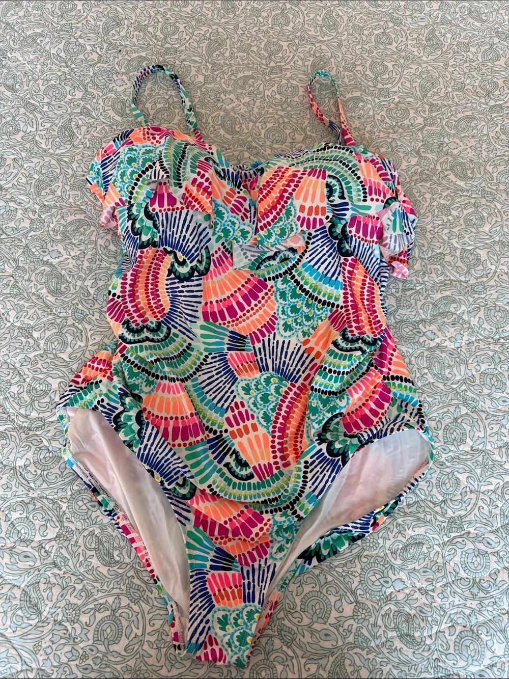La Blanca Waves Of Color Ruffled Bandeau One Piece Swimsuit w/Kimono PLUS 18W